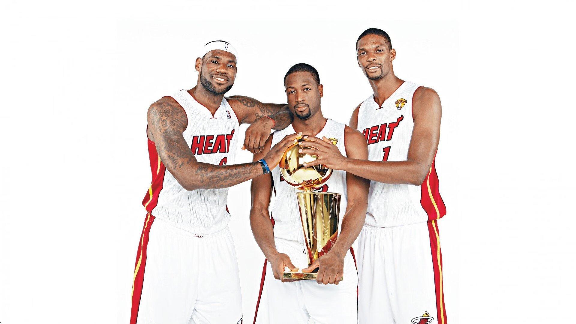 合练半裸秀恩爱？詹韦在一起15年了还那么腻歪！